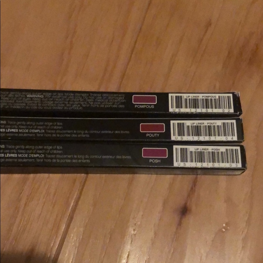 Lip liner